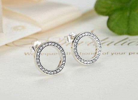 Elegant 925 Sterling Silver Circle Stud Earrings - Elevate and Beyond