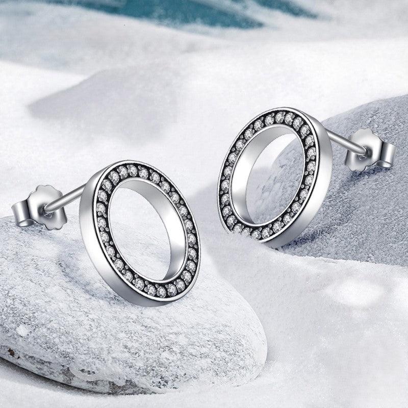 Elegant 925 Sterling Silver Circle Stud Earrings - Elevate and Beyond